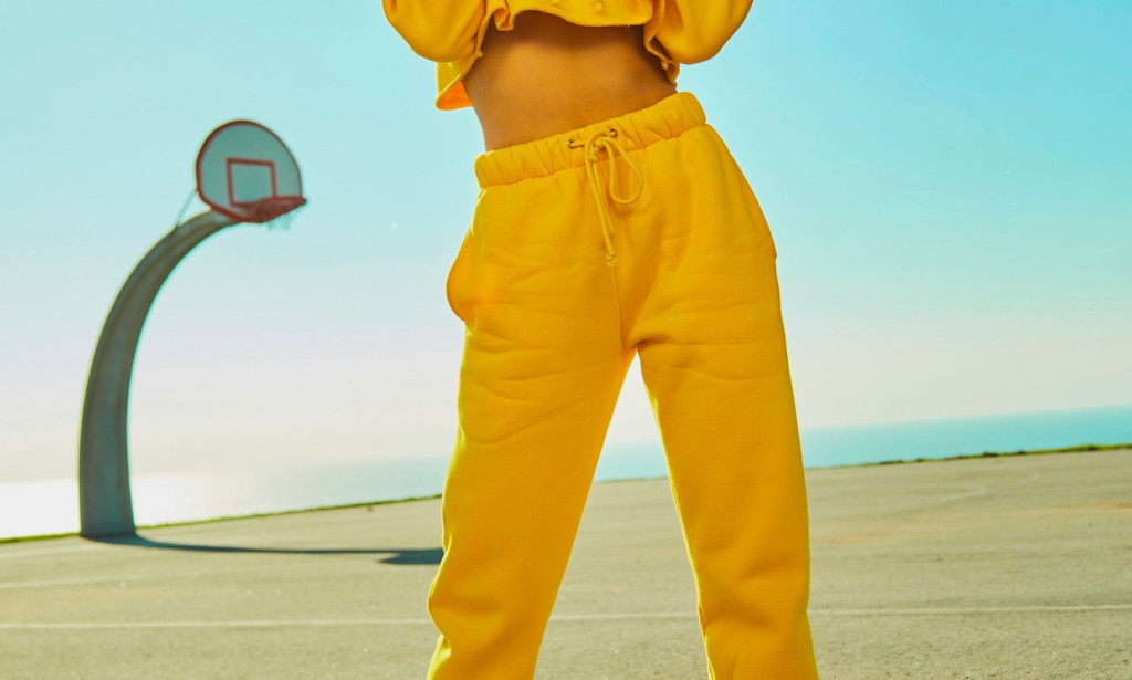 ChromaWear: The Shape-Shifting Fashion Trend Dominating 2025